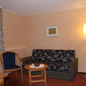 Deluxe Zimmer mit Kingsize-Bett